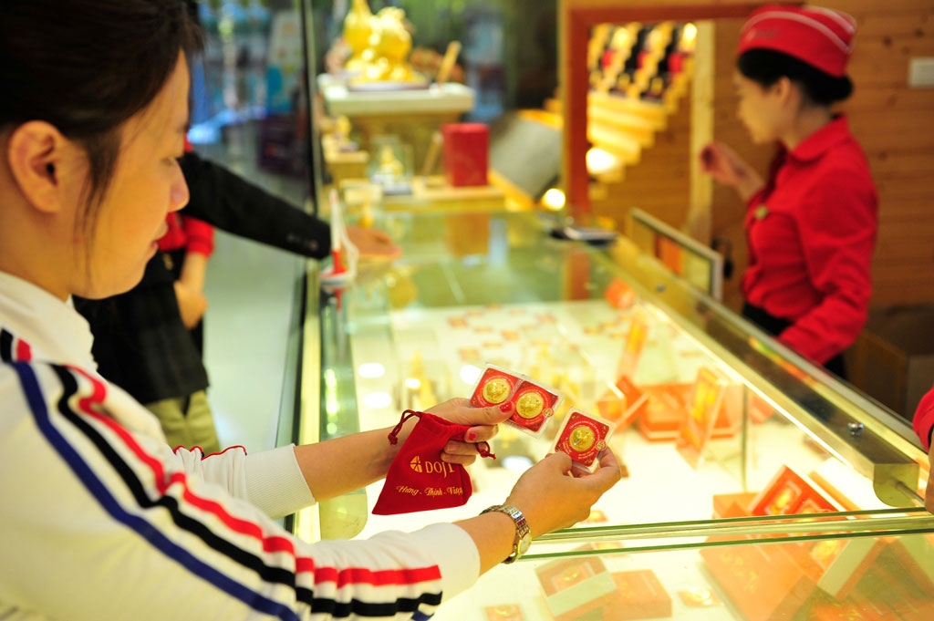 hu vang 500 tan cua dan can day nhung lay ra the nao