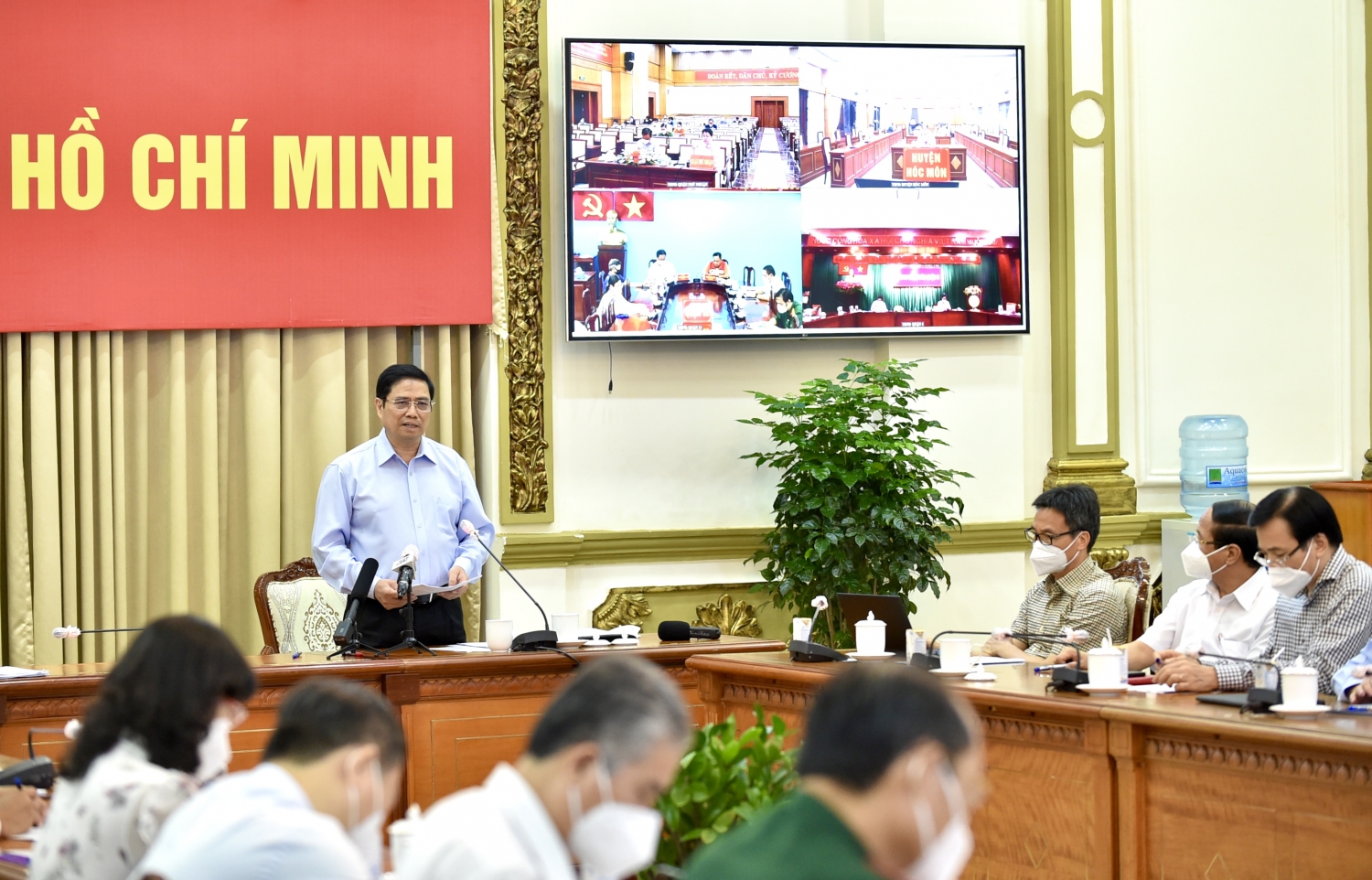 Thực hiện giãn cách, nếu không quyết tâm làm thì càng kéo dài, người dân càng khổ, càng bức bách, càng mất mát