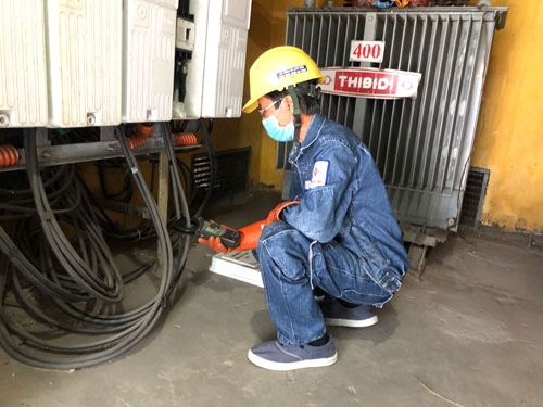 EVNHCMC cung cấp điện liên tục, ổn định phục vụ dạy và học trực tuyến