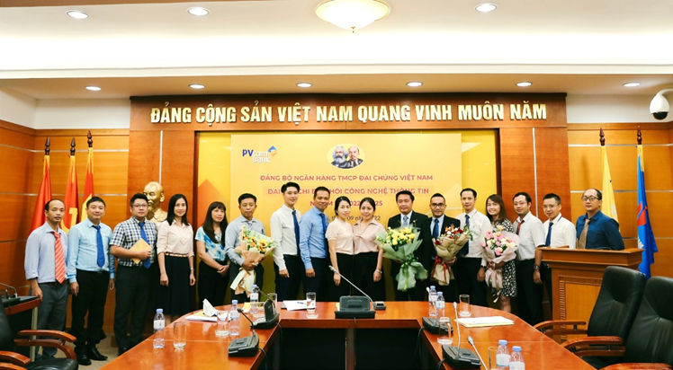Các chi bộ PVcomBank tổ chức đại hội chi bộ nhiệm kỳ 2022-2025