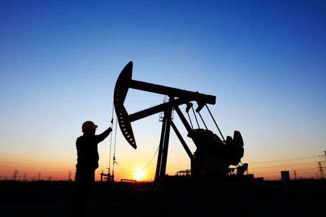 Giá xăng dầu hôm nay 24/9: Dầu Brent về mức 86,75 USD/thùng