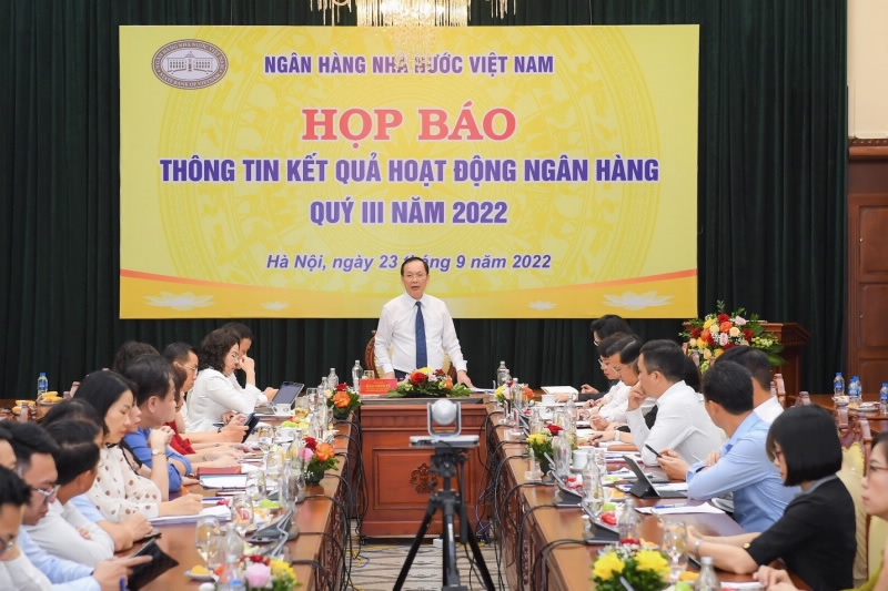 Điều hành chính sách tiền tệ “hóa giải” thành công nhiều thách thức