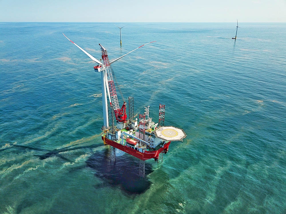 Petrovietnam đón sóng điện gió ngoài khơi