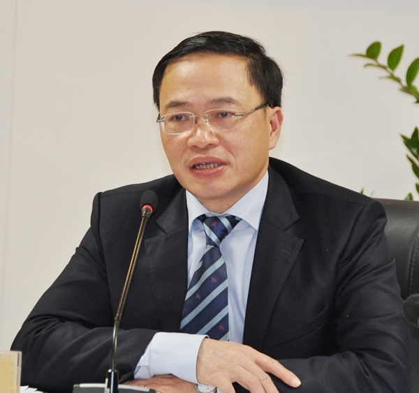 Giám sát chặt chẽ và thực hiện nghiêm giá bán lẻ điện để bảo đảm quyền lợi cho những người thuê nhà Giám sát chặt chẽ và thực hiện nghiêm giá bán lẻ điện để bảo đảm quyền lợi cho những người thuê nhà