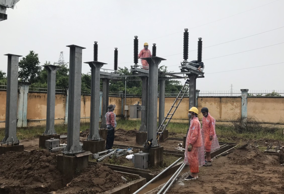Tổng công ty Điện lực miền Nam: Vượt khó trên các công trình trọng điểm