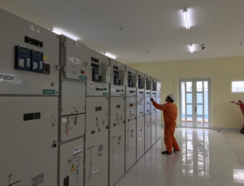 Tổng công ty Điện lực miền Nam: Vượt khó trên các công trình trọng điểm