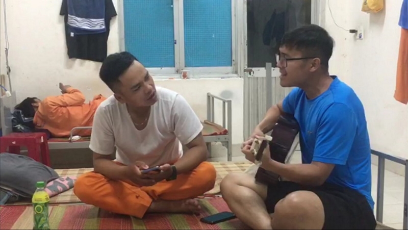 Công nhân ngành điện và những niềm riêng trong đại dịch