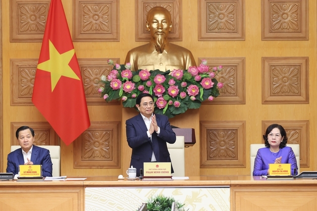 Thủ tướng đề nghị các ngân hàng thương mại tuân thủ pháp luật, tăng cường năng lực quản trị