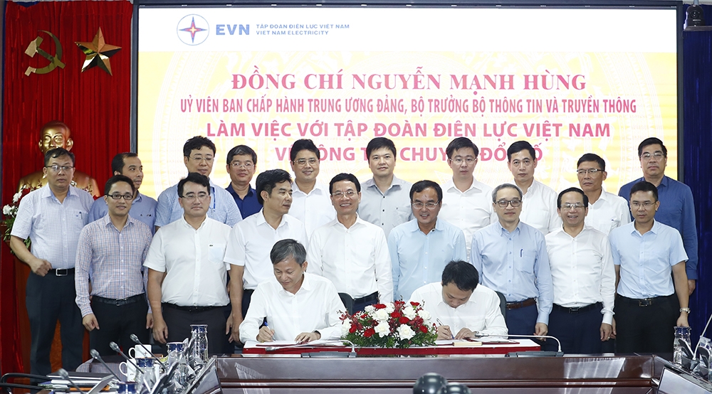 Chuyển đổi số - để “con tàu EVN” dẫn dắt các doanh nghiệp cùng phát triển (Bài 1)