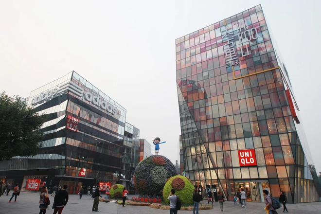 Bí kíp vượt dịch ngoạn mục của Uniqlo, thương hiệu của tỷ phú Nhật Bản - 3