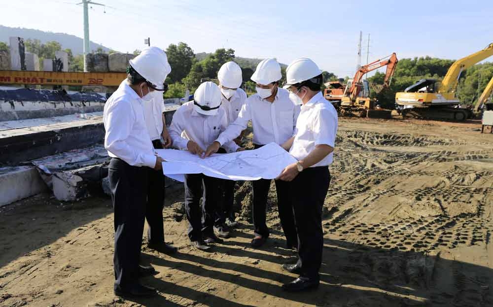 Ngành Điện phía Nam thích ứng kịp thời với trạng thái bình thường mới