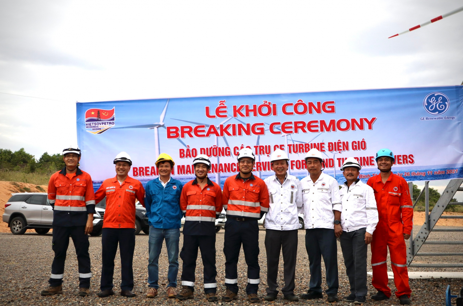Liên doanh Việt-Nga Vietsovpetro (Vietsovpetro) cung cấp dịch vụ bảo dưỡng cho các turbine điện gió General Electric Việt Nam Limited