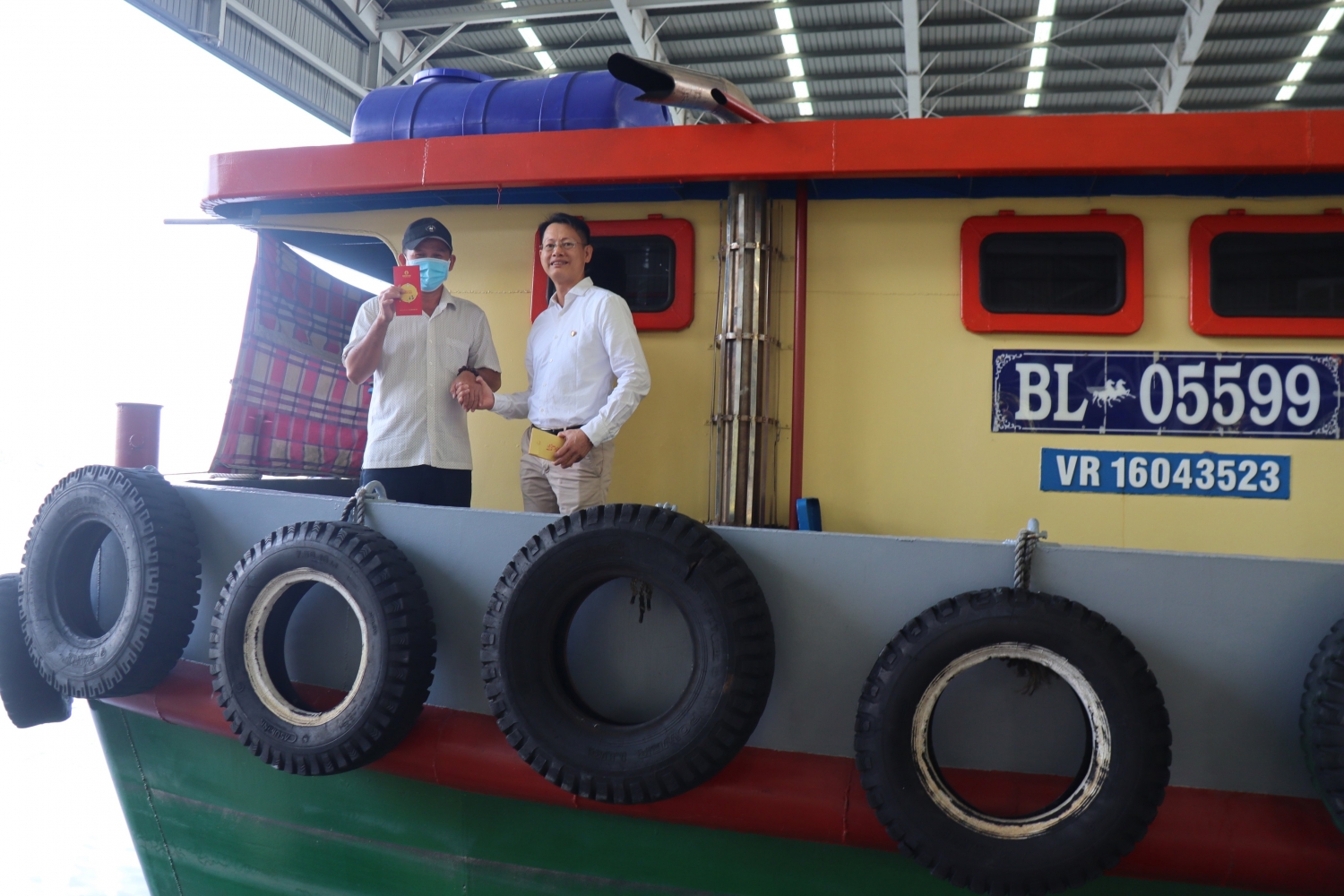 Phân bón Cà Mau nhộn nhịp không khí bán hàng đầu năm