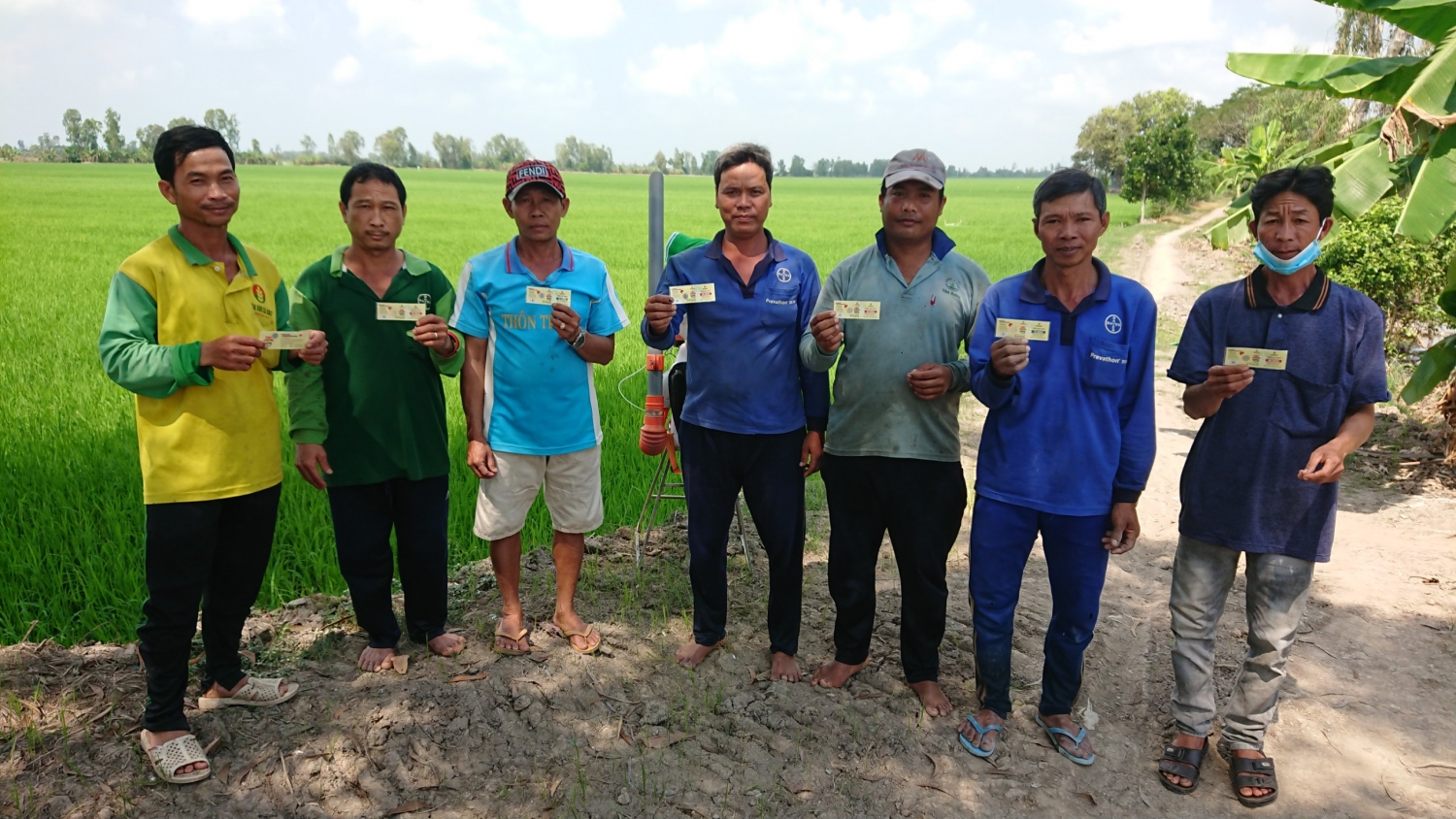 Nhà nông phấn khởi với chương trình “Tôi chọn NPK Cà Mau: Ghép chữ hay – Nhận quà đỉnh”