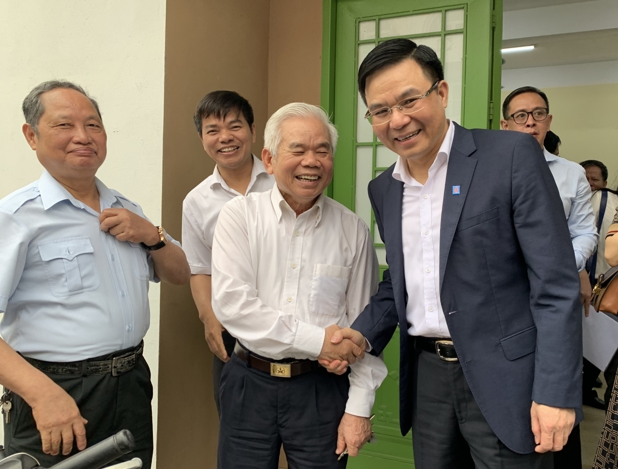 Đồng chí Lê Mạnh Hùng được 100% cử tri tại nơi cư trú tín nhiệm giới thiệu ứng cử ĐBQH