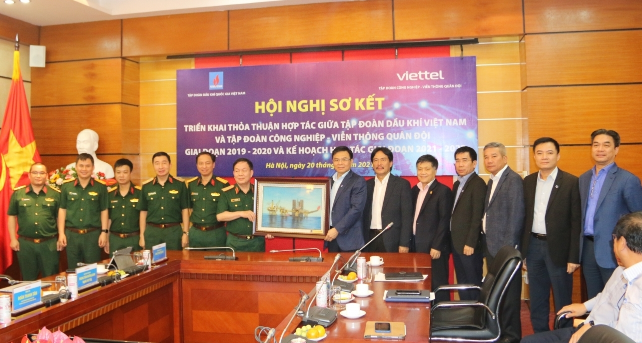 Petrovietnam và Viettel tổ chức hội nghị sơ kết triển khai thỏa thuận hợp tác giai đoạn 2019-2020