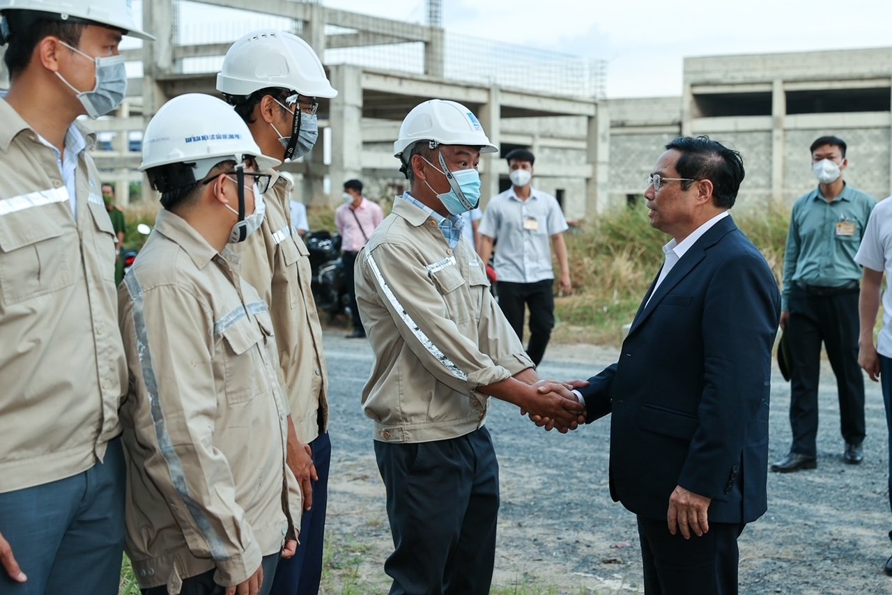 Thủ tướng chỉ đạo tháo gỡ khó khăn đối với Dự án NMNĐ Long Phú 1 Thủ tướng chỉ đạo tháo gỡ khó khăn đối với Dự án NMNĐ Long Phú 1