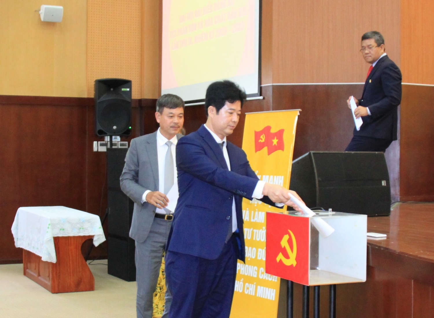 dang bo pvfcco nhiem ky 2020 2025 doi moi de phat trien ben vung