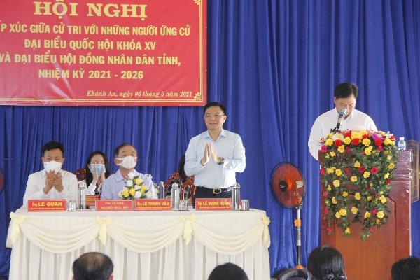 Đồng chí Lê Mạnh Hùng tiếp xúc cử tri tỉnh Cà Mau