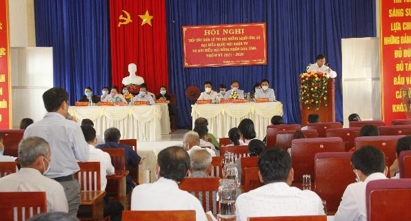 Đồng chí Lê Mạnh Hùng tiếp xúc cử tri tỉnh Cà Mau