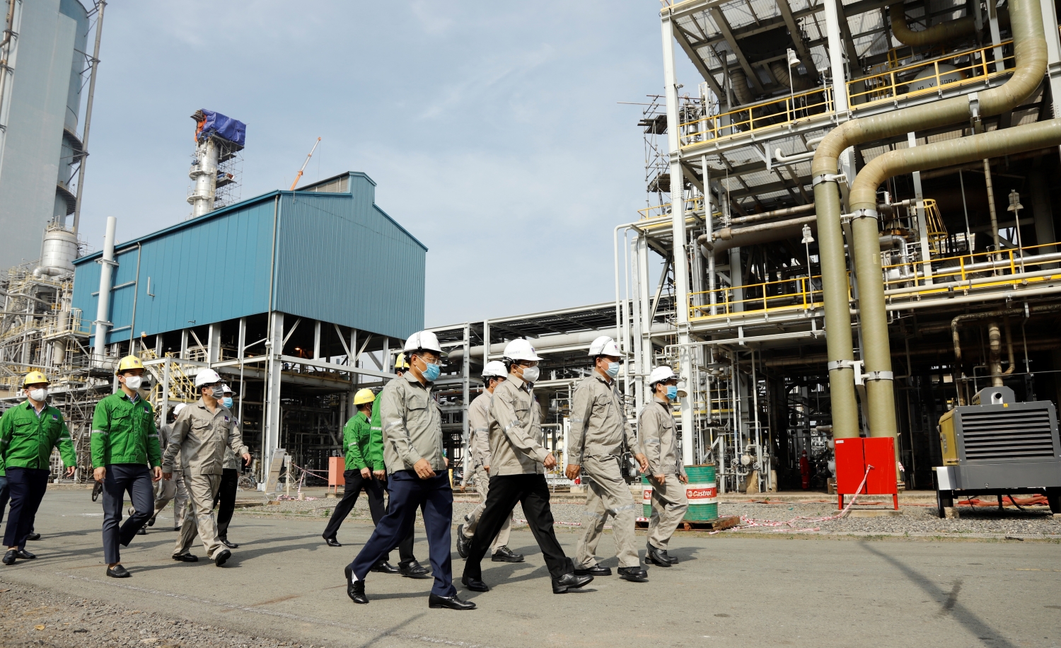 Tổng Giám đốc Petrovietnam Lê Mạnh Hùng kiểm tra công tác BDTT Nhà máy Đạm Phú Mỹ và làm việc với PVFCCo