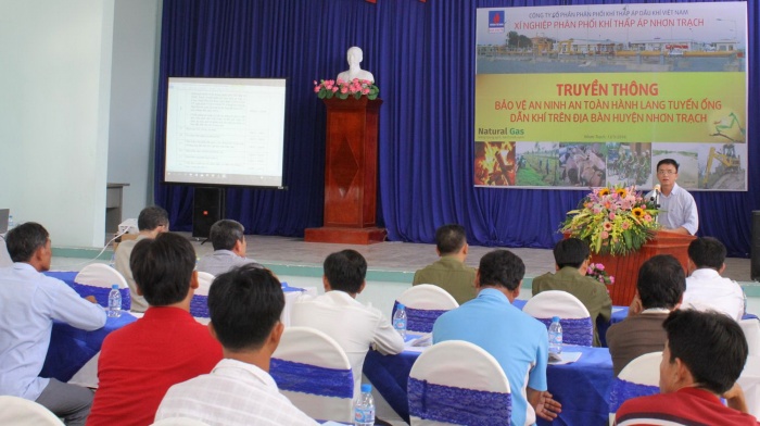 pv gas d truyen thong bao ve an ninh an toan hanh lang tuyen ong