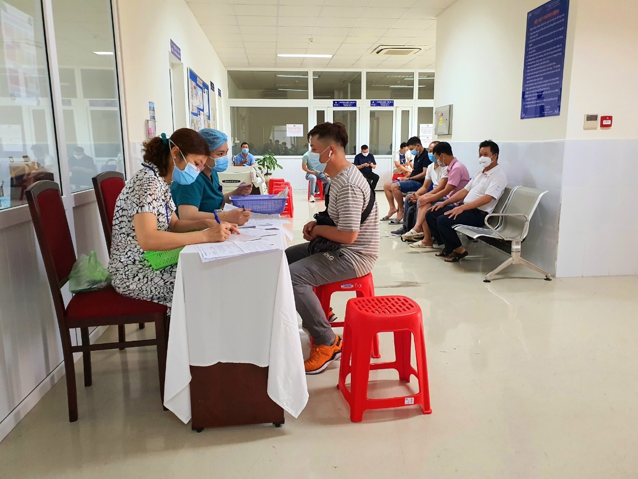 Vietsovpetro triển khai tiêm vắc-xin ngừa COVID-19 cho cán bộ công nhân viên và người lao động