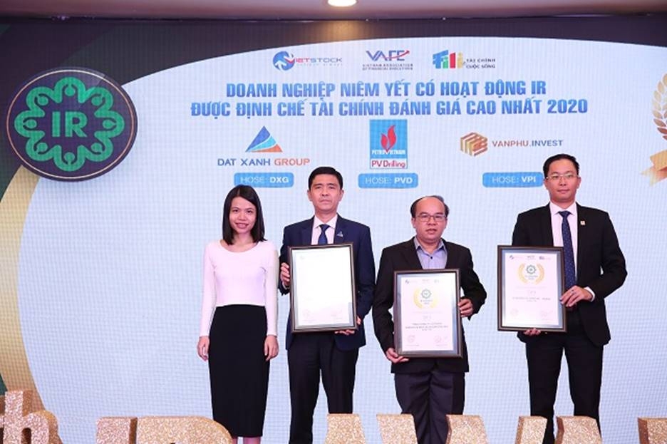 5158-vinh-danh-doanh-nghiyp-niem-yyt-2020