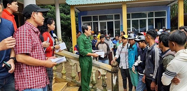 Nghĩa tình người Dầu khí hướng về miền Trung