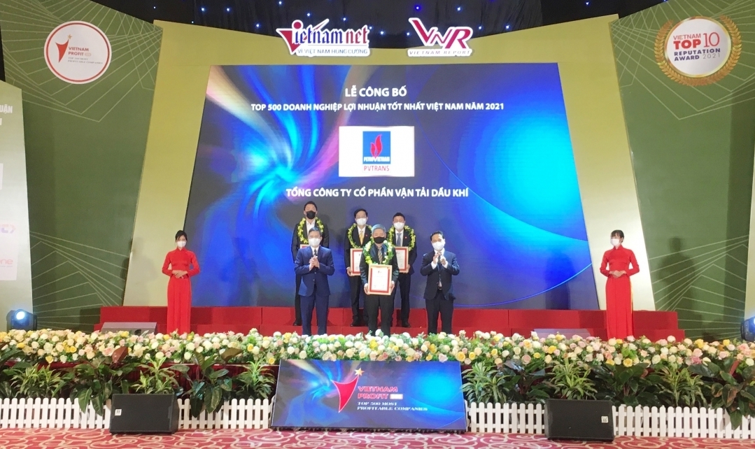 Vinh danh Petrovietnam doanh nghiệp hàng đầu trong Top 500 Doanh nghiệp lợi nhuận tốt nhất Việt Nam 2021