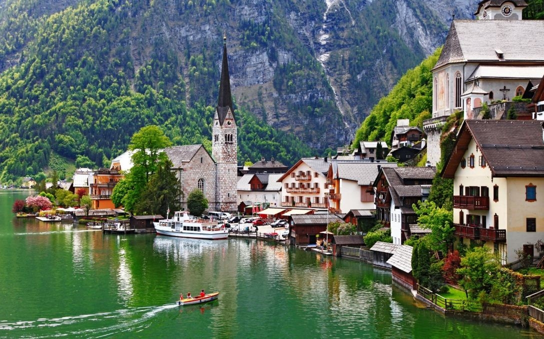 Thăm ngôi làng cổ Hallstatt - Di sản văn hóa 7.000 năm của nước Áo
