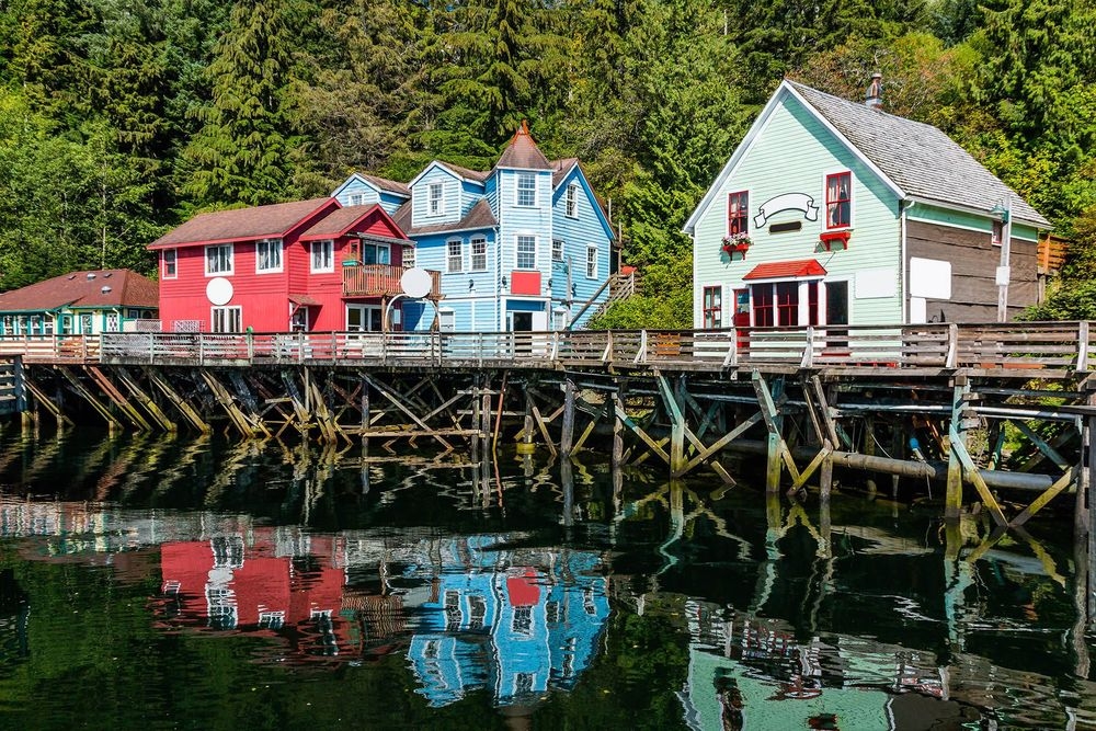 Hòa mình vào thiên nhiên tươi đẹp của vùng đất Alaska