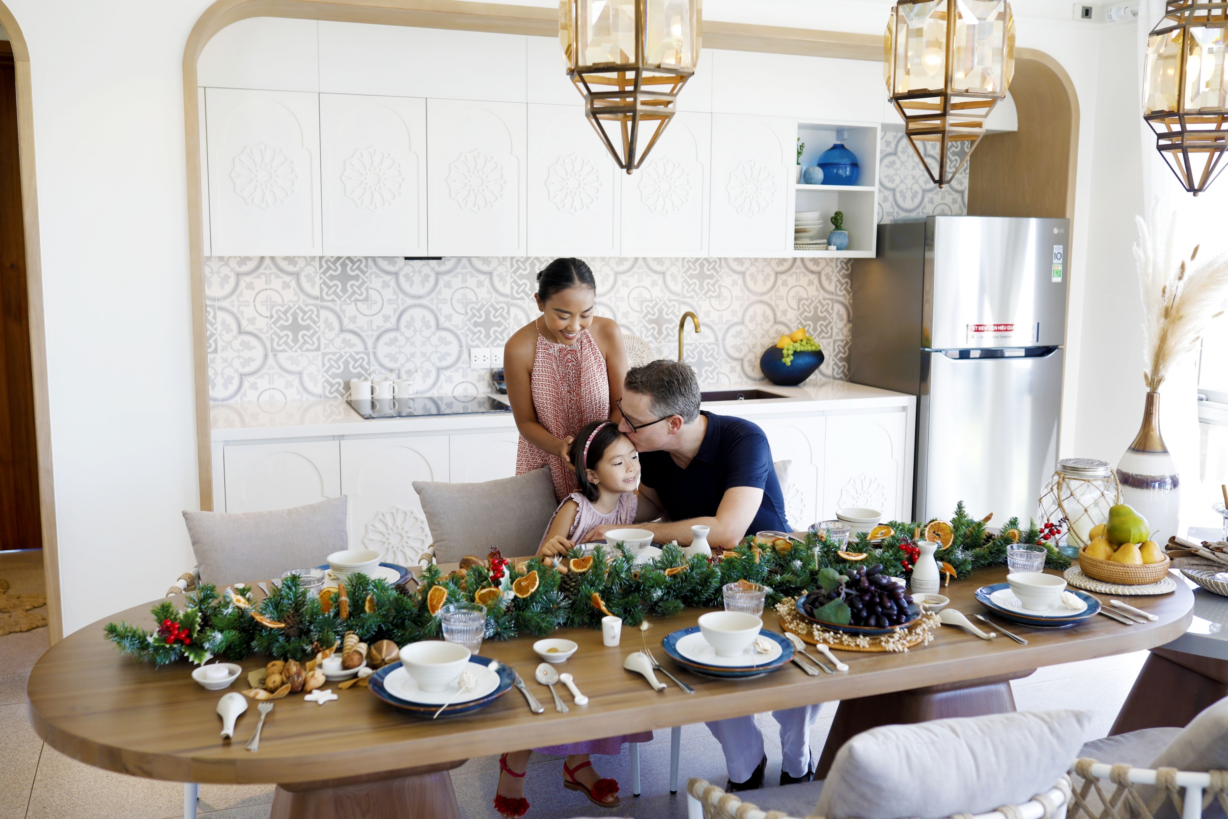Gia đình Đoan Trang chọn Hồ Tràm làm nơi nghỉ dưỡng lâu dài