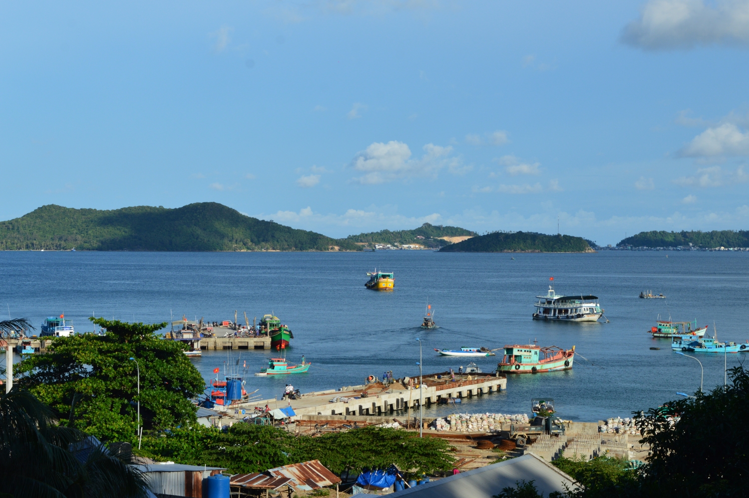 Nhà đầu tư nhìn thấy điều gì về sự phát triển kinh tế du lịch biển tại Kiên Hải? kien hai tim kiem nha dau tu du lich tien phong trong phat trien kinh te du lich bien