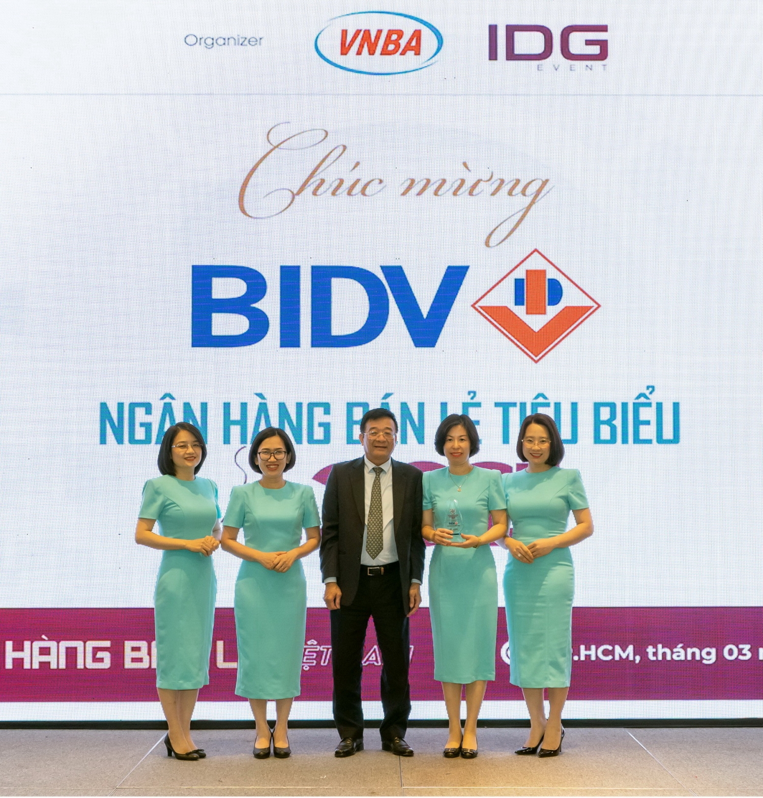 BIDV nhận đồng thời 04 giải thưởng Ngân hàng Việt Nam Tiêu biểu