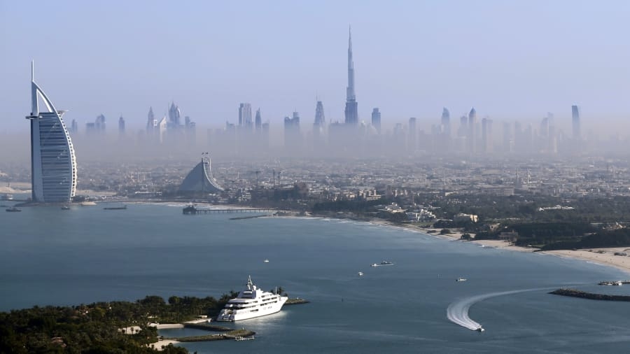 kham pha ben trong burj khalifa cua dubai toa nha choc troi cao nhat the gioi