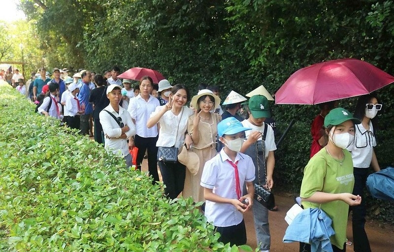 Nghệ An đón hơn 200 nghìn lượt du khách trong dịp nghỉ lễ 2/9 Nghệ An đón hơn 200 nghìn lượt du khách trong dịp nghỉ lễ 2/9