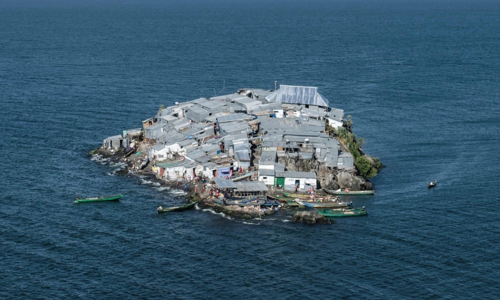 cuoc-song-chat-choi-o-hon-dao-nho-nhat-the-gioi-migingo-1