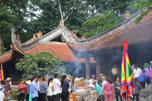 Linh thiêng Lam Kinh