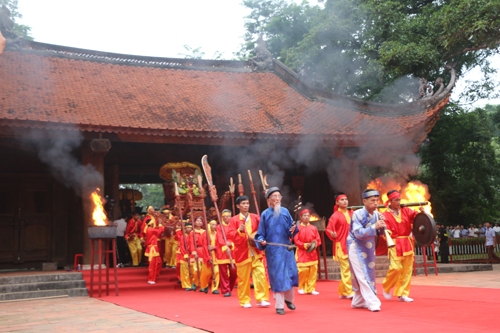 Linh thiêng Lam Kinh