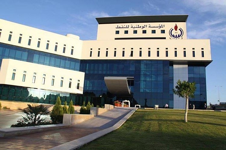 Tập đoàn dầu khí quốc gia Libya (NOC) ngan-hang-libya-keu-goi-nang-san-luong-dau-len-17-trieu-thung