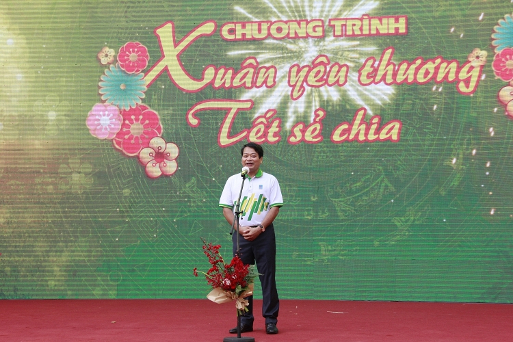 PVFCCo mang Tết yêu thương đến trẻ em nghèo, mồ côi vì đại dịch