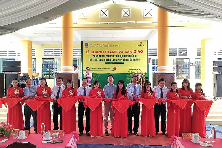 Nhìn lại hành trình hơn 10 năm đóng góp của Cụm Khí - Điện - Đạm Cà Mau