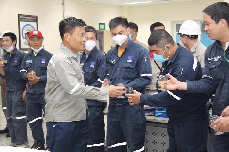 Lãnh đạo PVFCCo thăm và chúc tết CBCNV Nhà máy Đạm Phú Mỹ