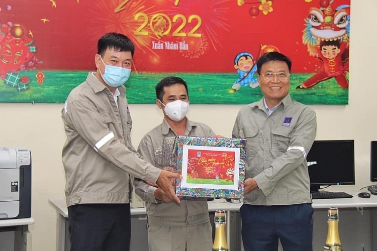 Lãnh đạo PVFCCo thăm và chúc tết CBCNV Nhà máy Đạm Phú Mỹ