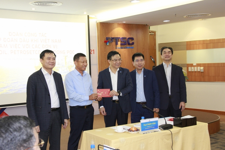 Phấn đấu vì mục tiêu tăng trưởng tốt trong năm 2022