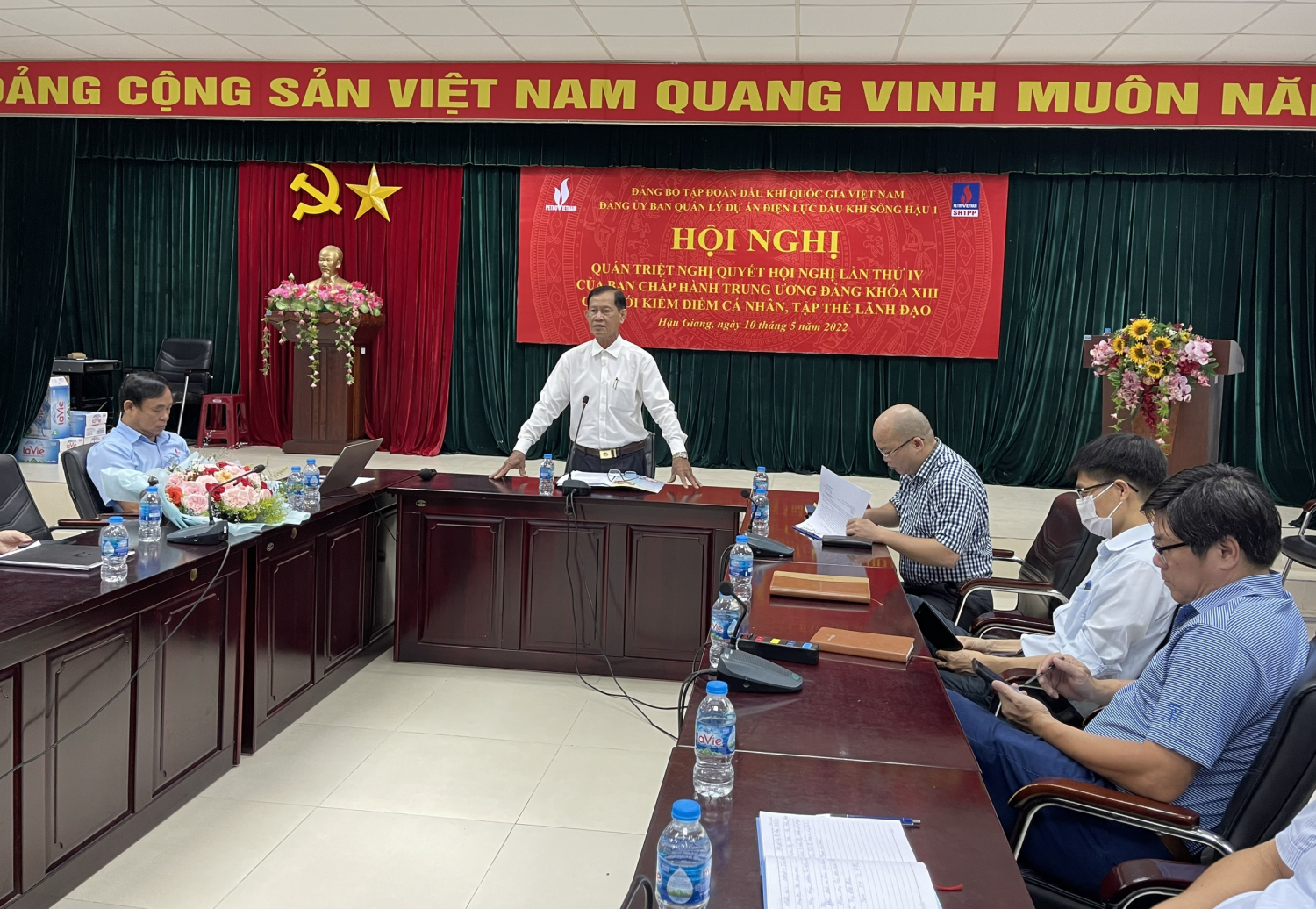 Đảng ủy Ban QLDA ĐLDK Sông Hậu 1 tổ chức Hội nghị kiểm điểm “Tự soi - Tự sửa”