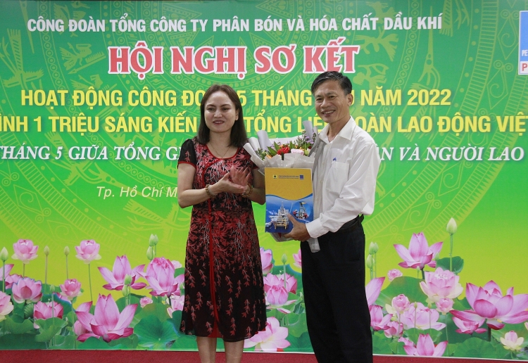 Công đoàn PVFCCo tổ chức Hội nghị sơ kết 5 tháng đầu năm 2022
