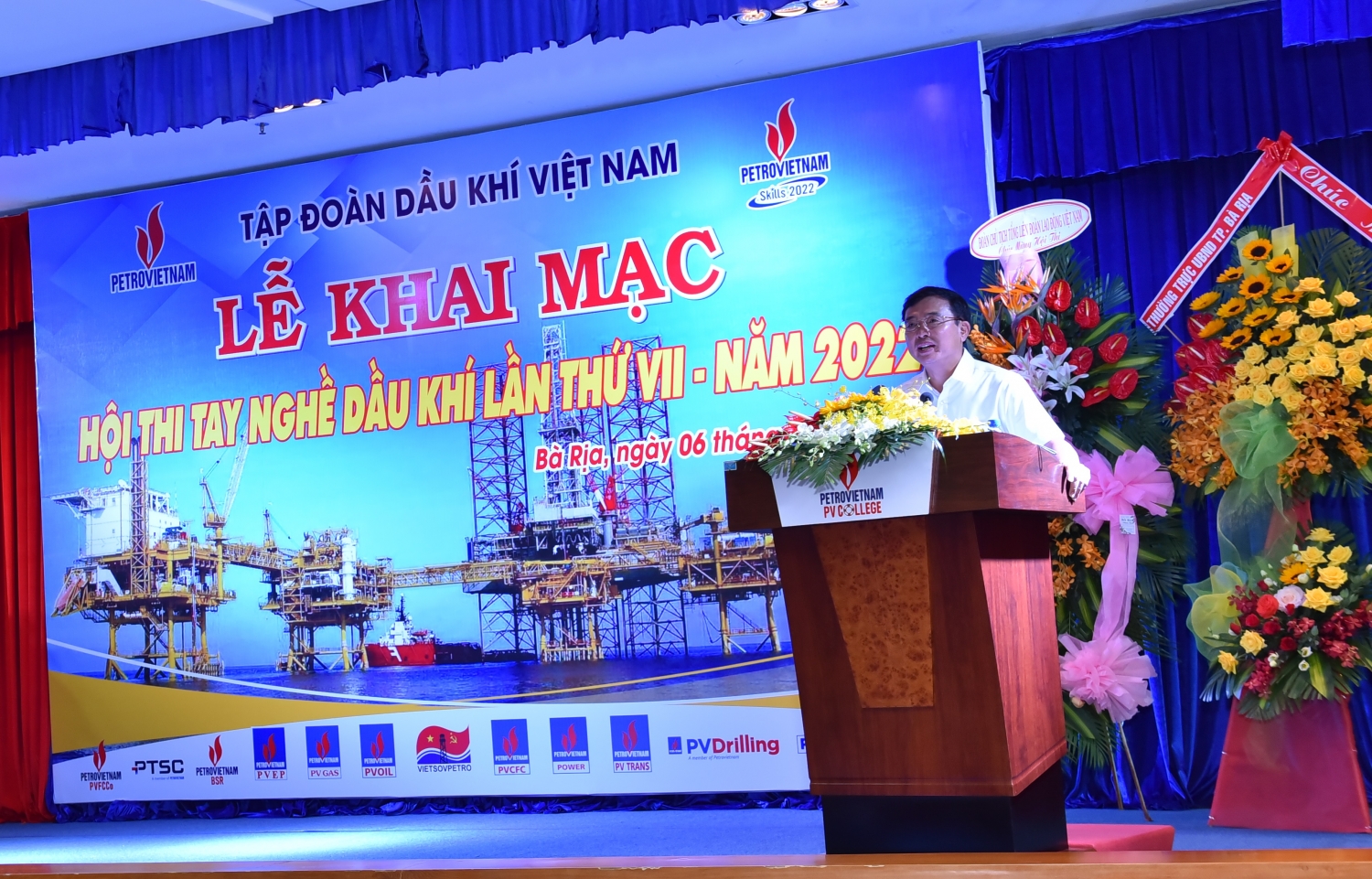 Tưng bừng khai mạc Hội thi tay nghề Dầu khí lần thứ VII