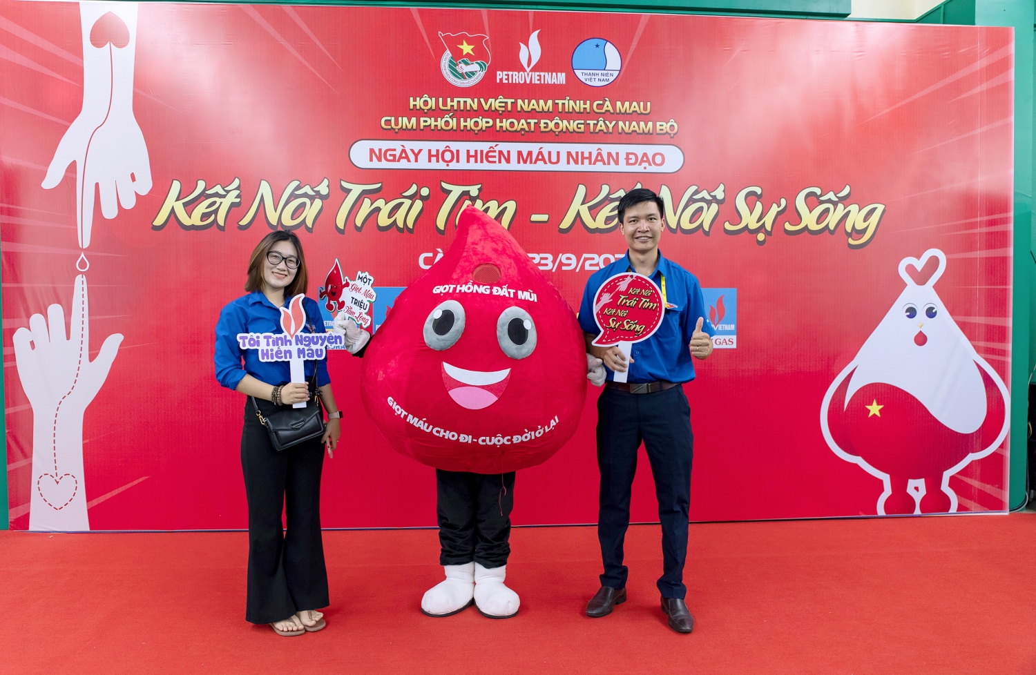 Hiến máu nhân đạo “Kết nối trái tim - Kết nối sự sống” tại cà Mau
